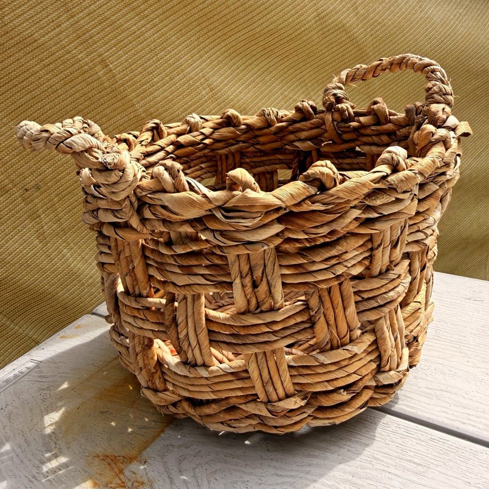 Round Beige Wicker Decorative Basket, Small Rustic Freestanding Indoor, Handles